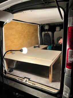 Opel vivaro 2.0 84kw obytná vestavba - 8