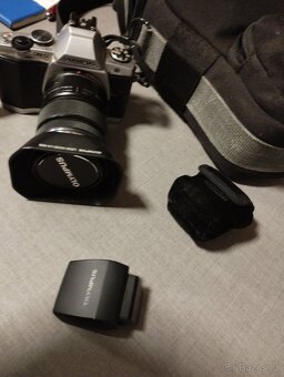 Olympus OMD E 5 - 8