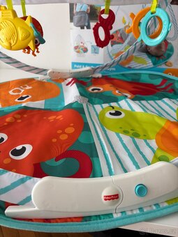 Fisher Price Hrací dečka do tašky - 8