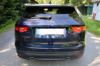 Jaguar F-PACE 3.0d AWD R-Sport - 8