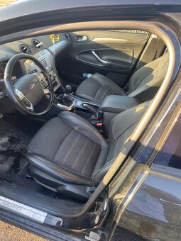 Ford Mondeo - 8
