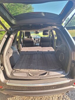 Jeep Grand Cherokee - 8