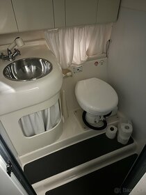 CRANCHI GIADA 29 2x VOLVO PENTA - 8