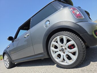 Mini Cooper JCW 155 kW R56 SLEVA - 8