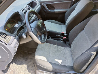 Škoda Fabia 2 1.4 combi rok 2009 - 8