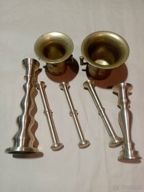 Hmoždíře a mosazné svícny - 8