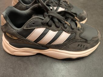 Tenisky Adidas Retropy F90, vel. 42,5 - 8