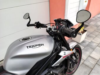 Triumph Street Tripla R 765 - 8