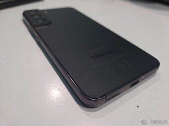 Samsung Galaxy s22 černý TOP stav - 8
