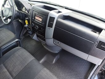 MERCEDES-BENZ SPRINTER 3.0CDi 140kW 319 - 8
