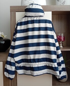 Zara dámská lehká oversized bundička vel. M/L - 8