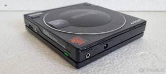 SONY DISCMAN D-100 + BATTERY PACK BP+100 TOP STAV - 8