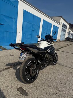 Yamaha XJ6N, r.v. 2009, TP 25kw, A2 - 8