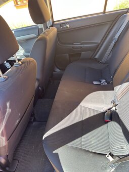 Mitsubishi Lancer 1.6 86 kW, benzín, r.v. 2015 - 8
