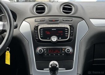 Ford Mondeo 2.0i 16v KLIMA TEMPOMAT ALU manuál 107 kw - 8