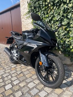 Yamaha YZF-R 125 - 8
