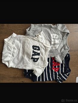 Balík oblečení pro holčičku GAP a HM - 8