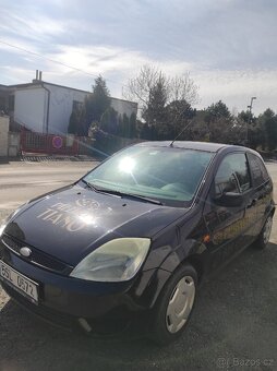 Ford fiesta 1.3i rv 2005 - 8