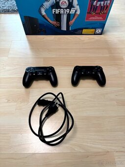Playstation 4 PRO - 8