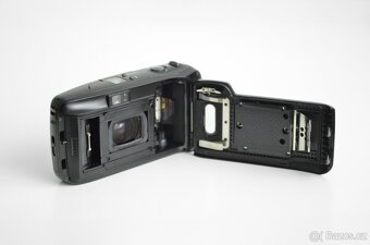 OLYMPUS Stylus Zoom 70 - 8