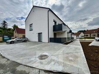 Pronájem byty 1+kk, 30 m2 - Střelice, ev.č. N08014 - 8