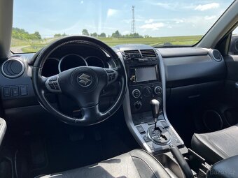 Suzuki Grand Vitara 2.4 - 8