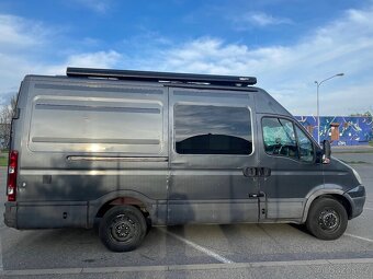 Obytná Dodávka Iveco Daily - 8
