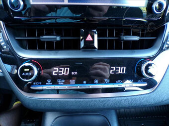 Toyota Corolla 1,8 i TS Hybrid,Active AT-1.MAJITEL - 8