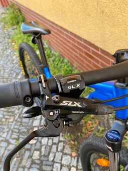 Trek Marlin 6 Horské kolo - 8