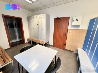 Pronájem kancelářských prostor s dílnou/skladem 181 m2, Ostr - 8