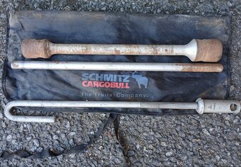 Prodám závaží Zetor25,díly na traktor - 8