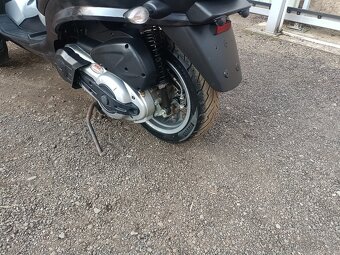 Piaggio mp3 400LT CZ doklady v ceně na řidičák sk.B černá - 8