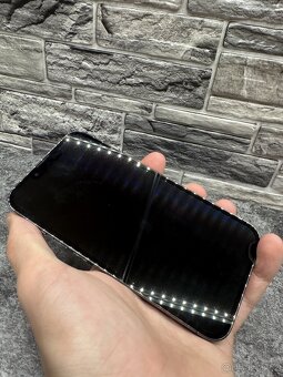 iPhone 13 Pro 256GB Graphite, baterie 85% - 8