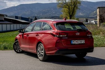 Hyundai i30 CW 1.4i Classic - 8