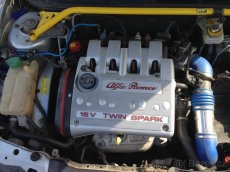 Alfa Romeo 145 1,4i 76kW 1997 - DÍLY z VOZU - 8