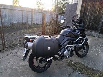 Suzuki V strom dl 1000 - 8