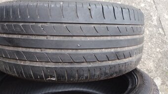 2ks letni pneu Goodride 225/45-17 okolo 4mm - 8