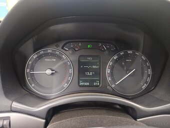 Škoda Octavia 2 , 4x4 , 1.9 77kw - 8