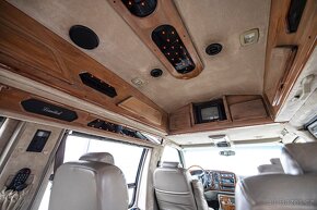 Chevy Van Explorer - 8