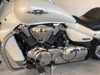 Suzuki  Intruder VZR 1800 (boulevard) - 8