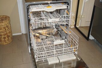 Miele myčka nerezová G 6730 SCi, tři koše - 8