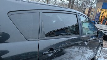 TOYOTA COROLLA VERSO 2.2 d4d 110kw 100kw - 8