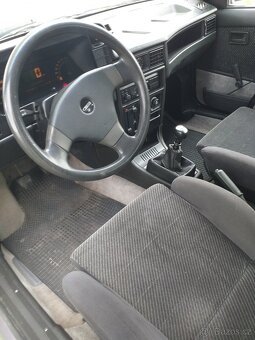 Opel Kadett 2.0 GSI - 8