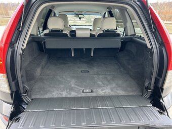 Volvo XC 90 D5 136kw - 8