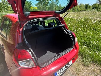Renault Clio 1.2 benzín 50tkm - 8