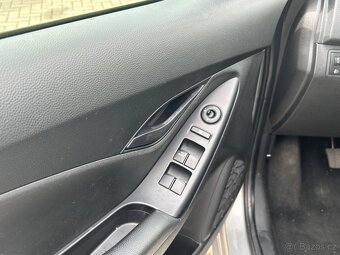 Hyundai IX20 1.4i 2013 73.000 km Top Stav - 8