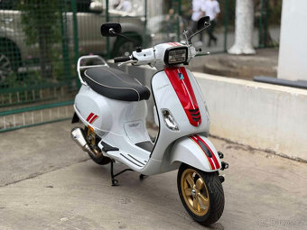 Vespa 125 Sprint - 8