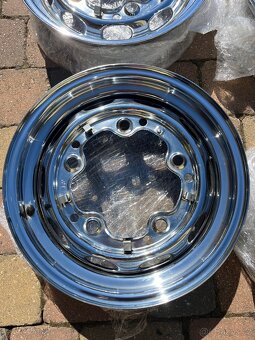 Kola VW brouk R15 5x205 - 8