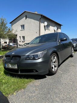 BMW E60 530D Manuál - 8