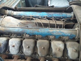 Tatra 813 VT 8x8 k renovaci - 8